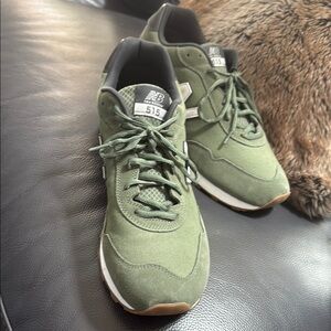 New Balance Green Low-Top Sneakers